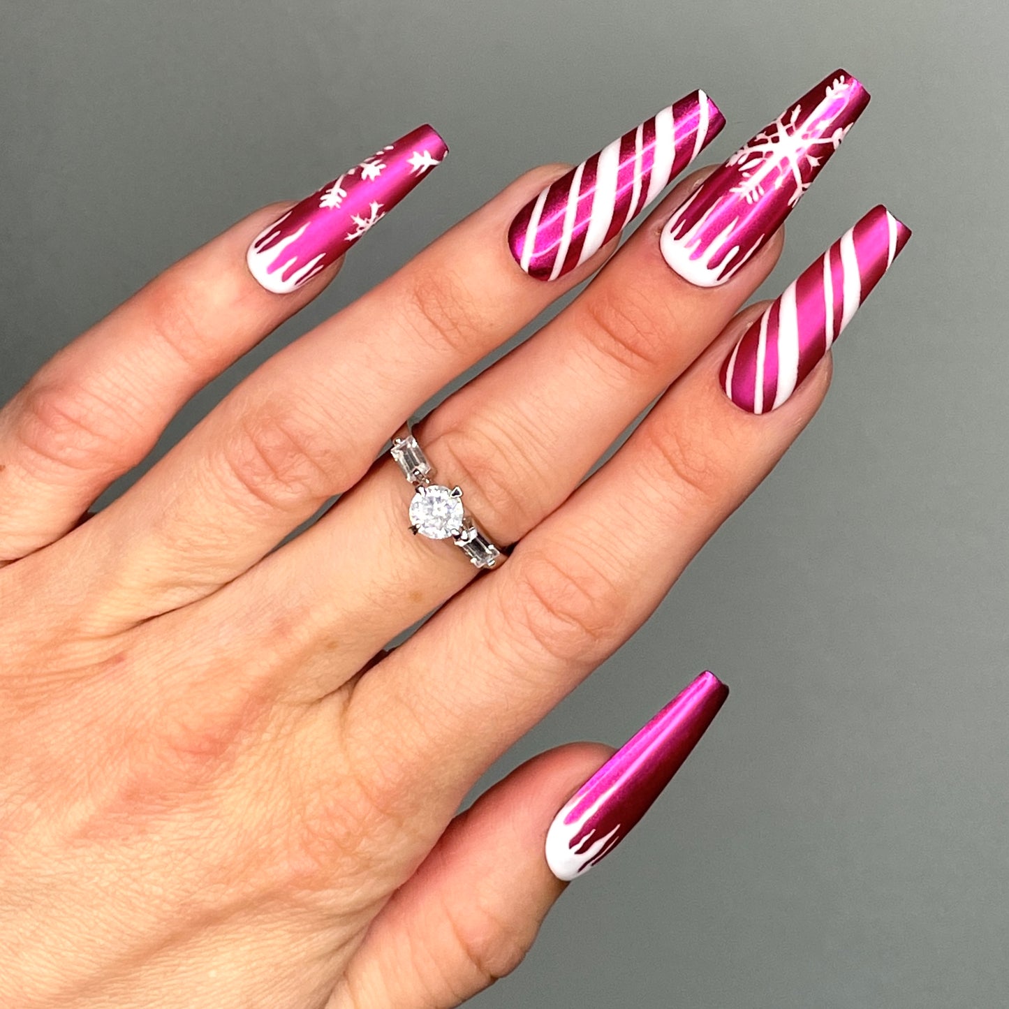 Candy Cane Kiss | Luxury Press On Nails